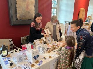 Všechna poprvé jsou snadno zapamatovatelná. A moje čerstvá zkušenost s vánočními trhy ve mně probudila nově objevený...